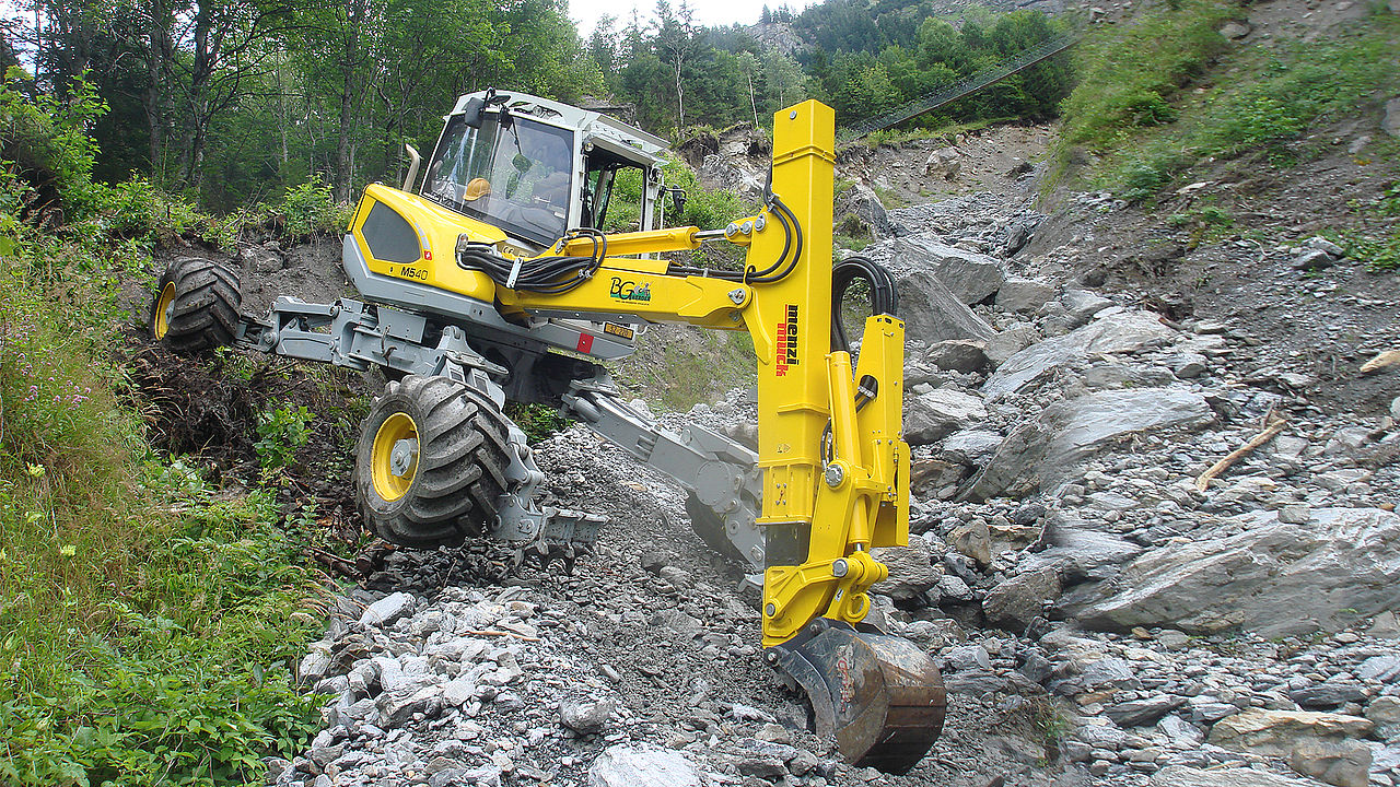 Construction Menzi Muck